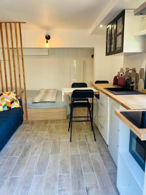 Appart'Hotel Au Pradet Le Pradet Bagian luar foto